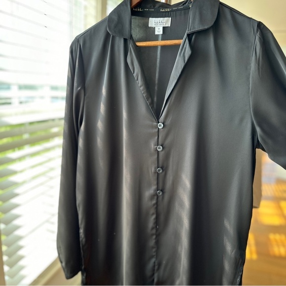Nicole Miller New York button down shirt, long sleeves, satin fabric - Picture 2 of 14